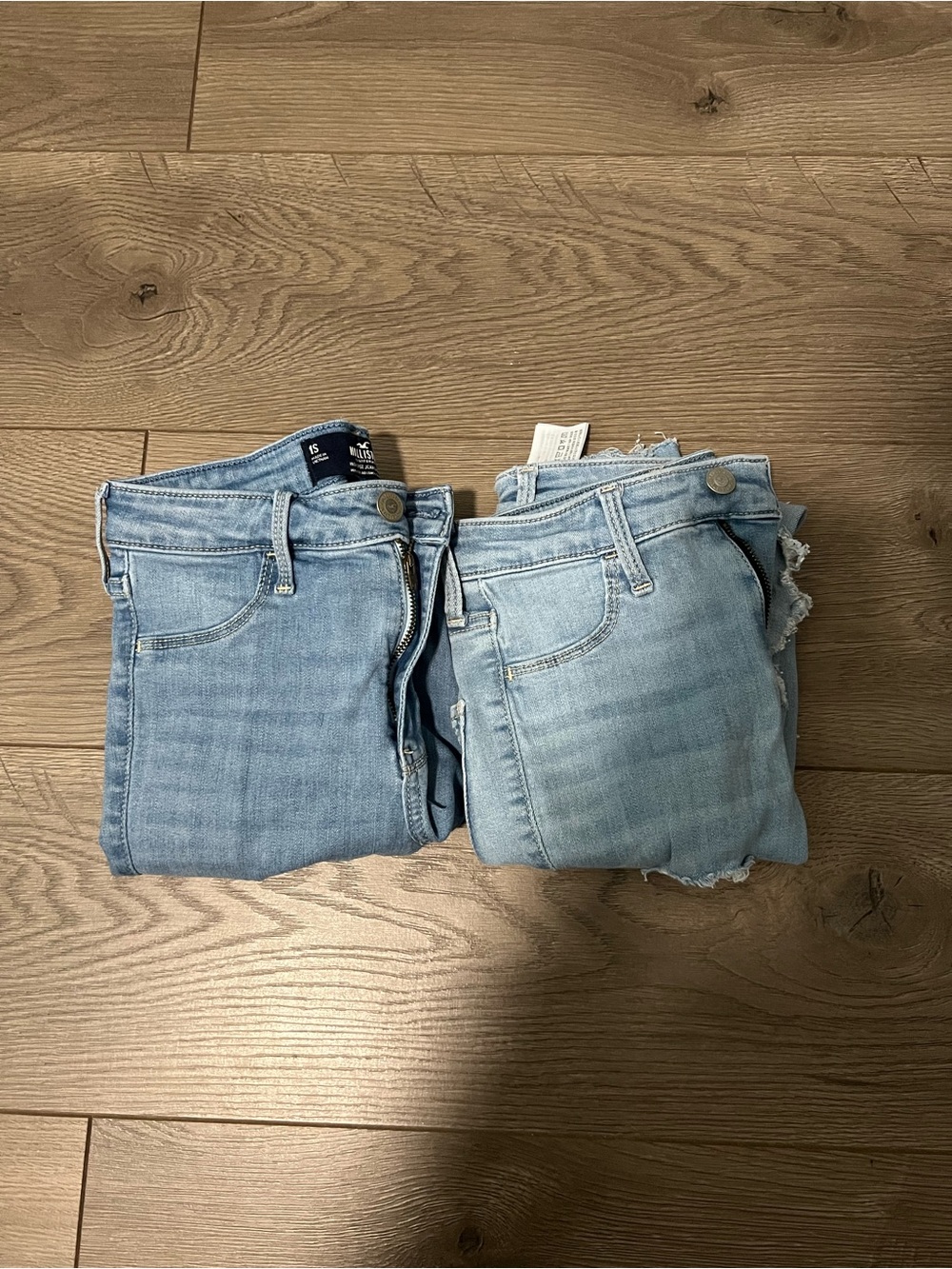 •BUNDLE DEAL• Hollister Light Blue Women's Denim Jeans